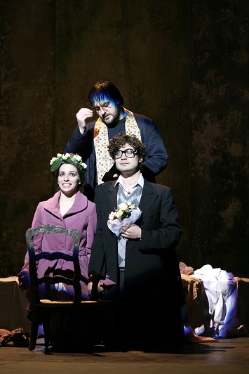 Riccardo Scamarcio e Deniz Ozdogan in Romeo e Giulietta secondo Valerio Binasco. Teatro Smeraldo Milano