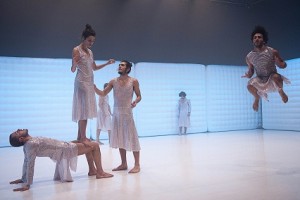 Se il silenzio danza, la nuova coreografia di Roberto Zappalà dedicata al silenzio