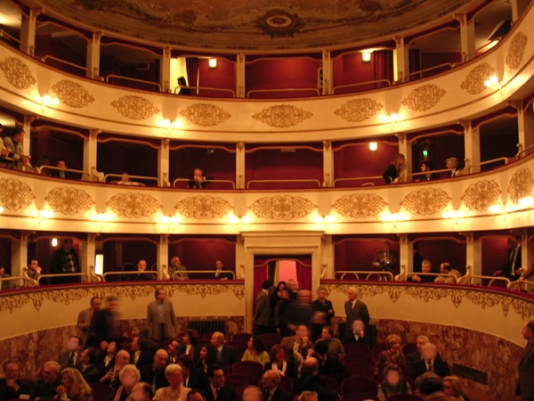 Teatro Zeppilli Pieve di Cento