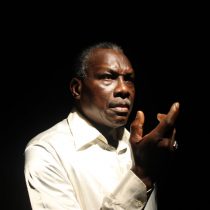 Mamadou Dioume e Incontroluce Residency. L'Antenato dei sogni e della memoria