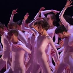 Olivier Dubois e il Ballet de Lorraine al Bolzano Danza festival: Come out, Swan Blast.