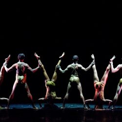 Daniel Ezralow danza Open al Teatro Arcimboldi di Milano