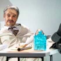 Il dottor Jekyll e il signor Hyde: un delirio nel gioco dei doppi