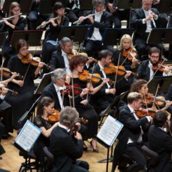 L’Orchestra Haydn inaugura la Stagione Sinfonica con il debutto di Ivor Bolton e la voce di Francesca Aspromonte